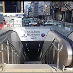 Şişli Apartment, 2 bedrooms, 250 m metro, New Modern Residence